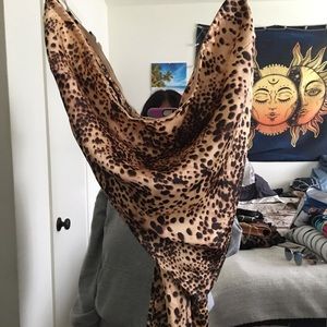 Animal print bandana top